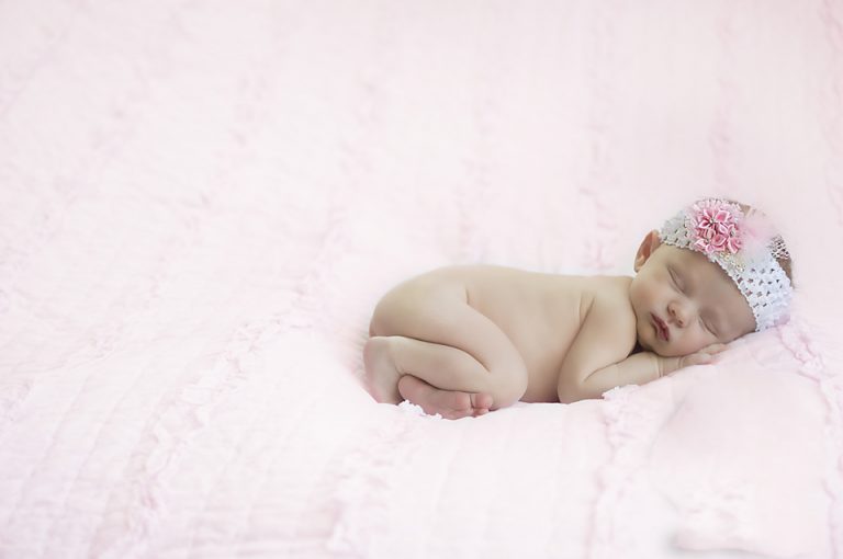 Arizona Newborn Photographers | New Born Photography Gallery