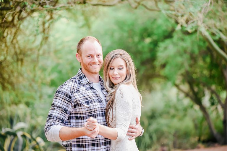 Engagement Photo Session | Scottsdale, Arizona &#8211; Botanical Gardens