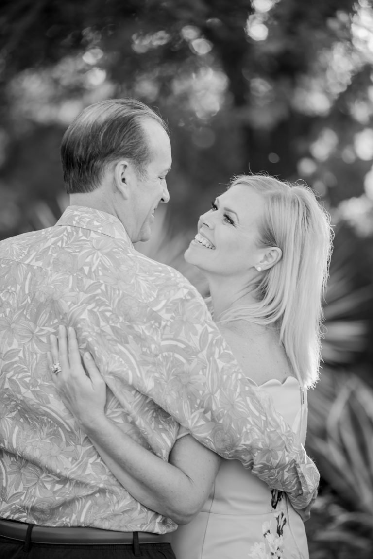 Arizona Wedding Photographers | Scottsdale, Arizona – Botanical Gardens