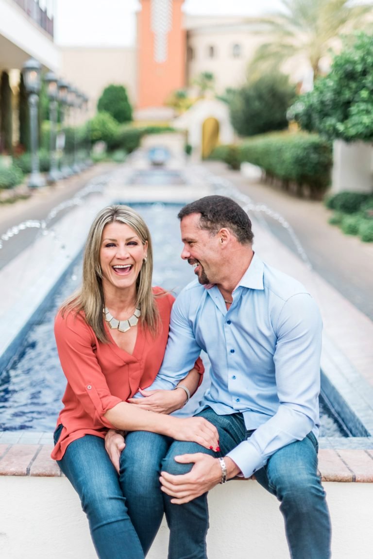 Engagement Photo Session | Arizona Engagement Photographers &#8211; Adorama Resort Scottsdale