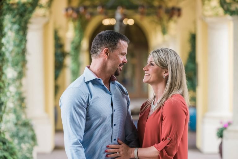 Engagement Photo Session | Arizona Engagement Photographers &#8211; Adorama Resort Scottsdale