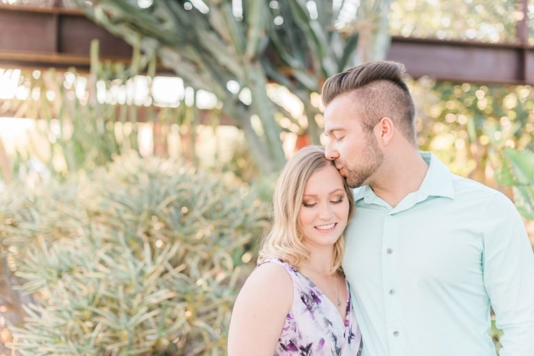 Engagement Photography | Arizona Engagement Photographers &#8211; Botanical Gardens