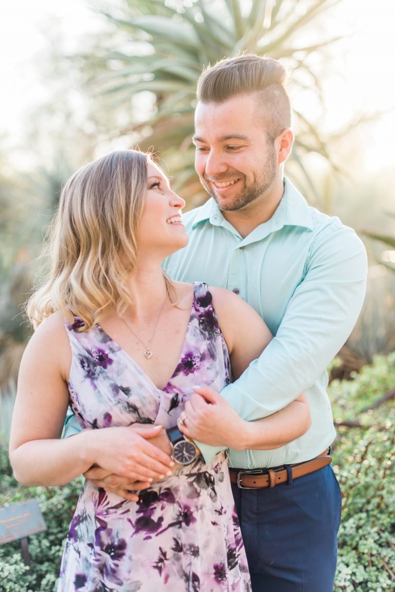 Engagement Photography | Arizona Engagement Photographers &#8211; Botanical Gardens