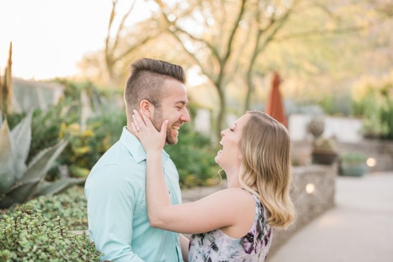 Engagement Photography | Arizona Engagement Photographers &#8211; Botanical Gardens