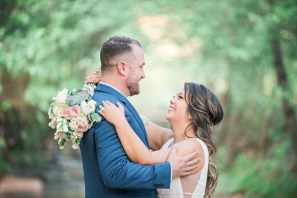 Wedding photographers in Arizona